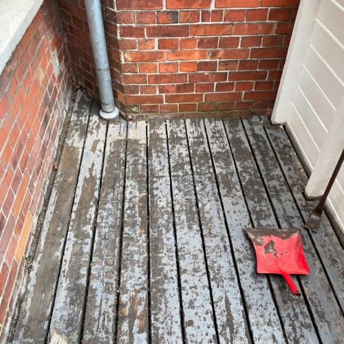 gammel træterrasse