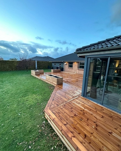 Ny moderne træterrasse