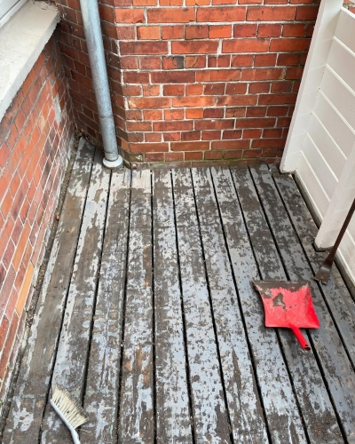 gammel træterrasse