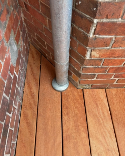 hjørne træterrasse