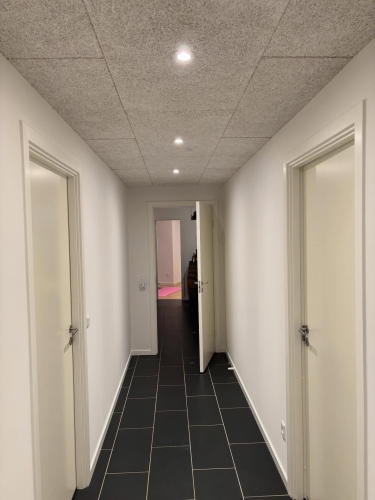 Renoveret gang i hus