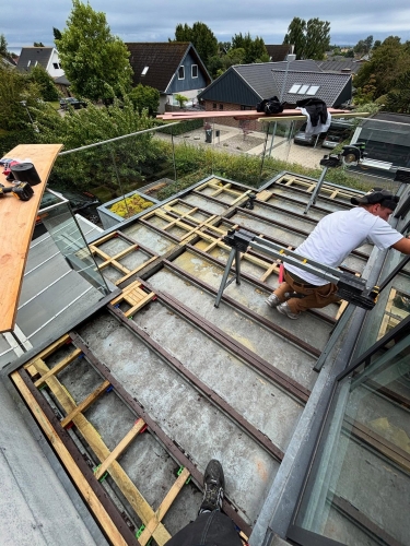 Træterrasse på taget